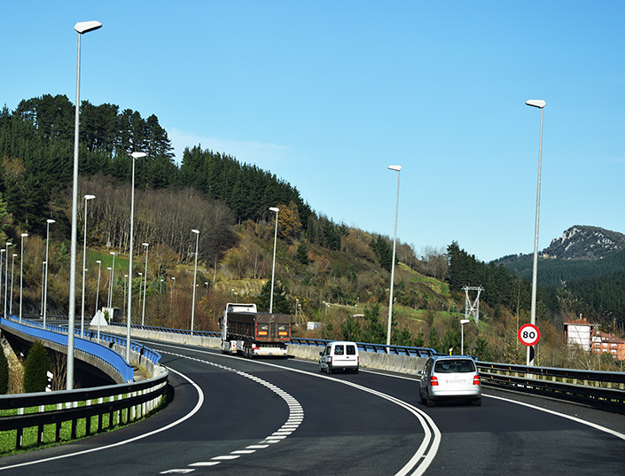 Automated camera systems detect and identify vehicles on the road.
